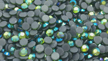 Cargar y reproducir el video en el visor de la galería, Medida ss20 (5mm) color AB Peridot