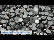 Cargar y reproducir el video en el visor de la galería, Medida ss10 (3mm) color color Jet Hematite