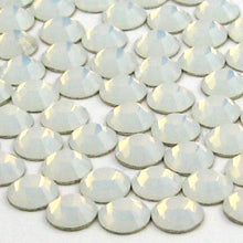 Cargar imagen en el visor de la galería, Medida ss10 (3mm) color White Opal